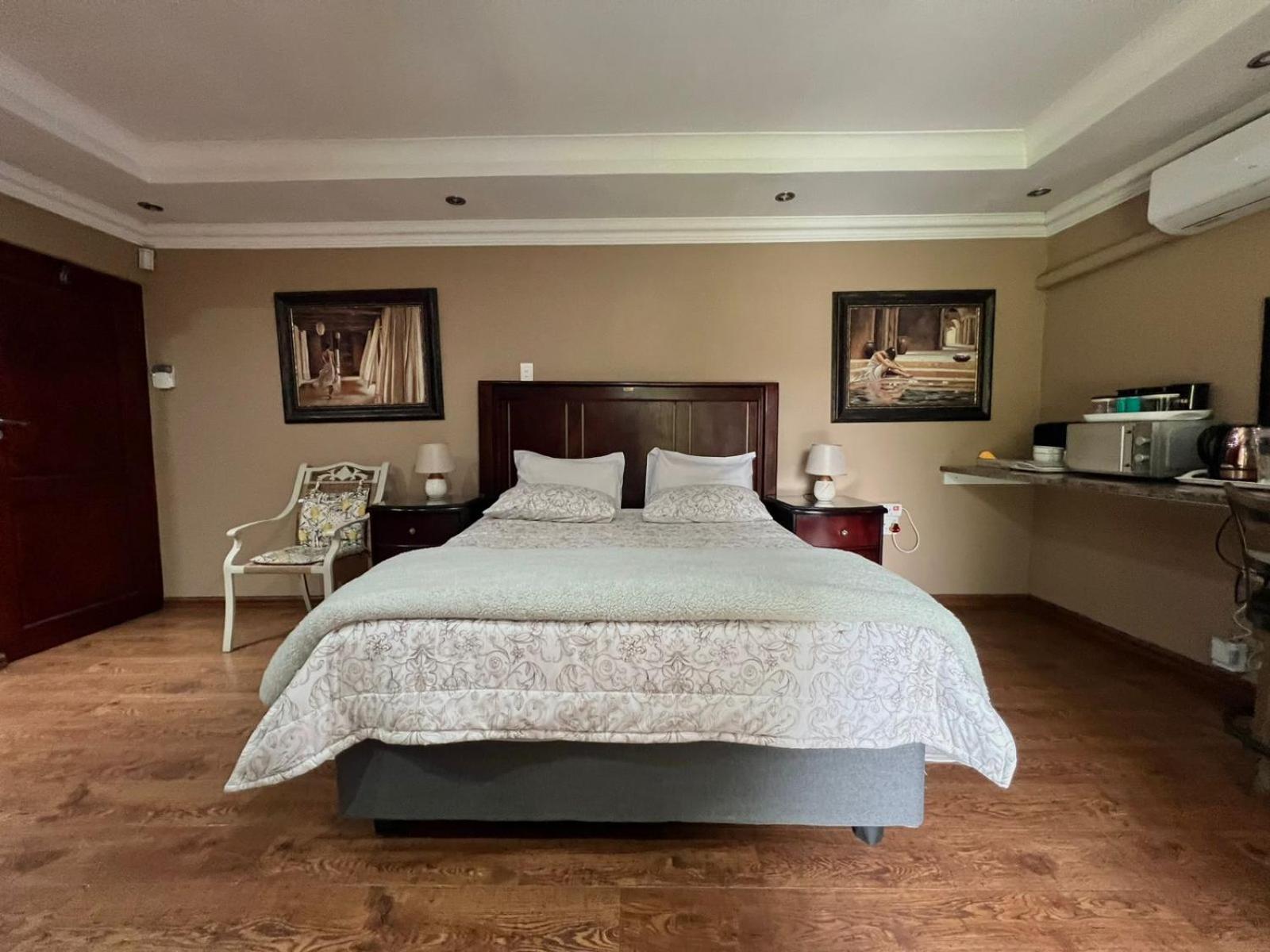 Spies Villa - Fast Wi-Fi, Netflix And Generator Middelburg  Dış mekan fotoğraf