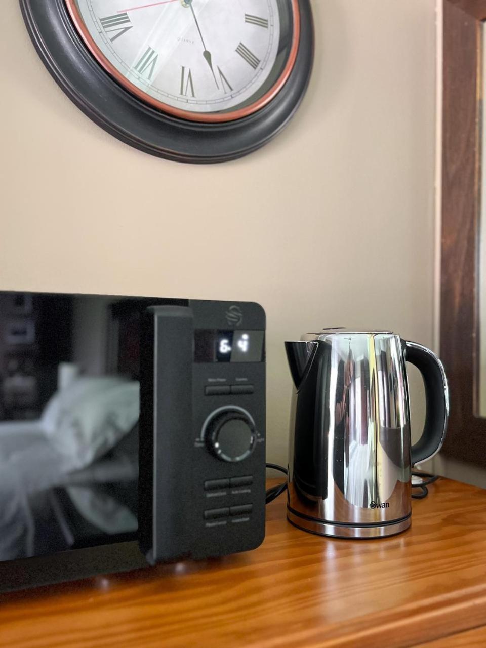 Spies Villa - Fast Wi-Fi, Netflix And Generator Middelburg  Dış mekan fotoğraf